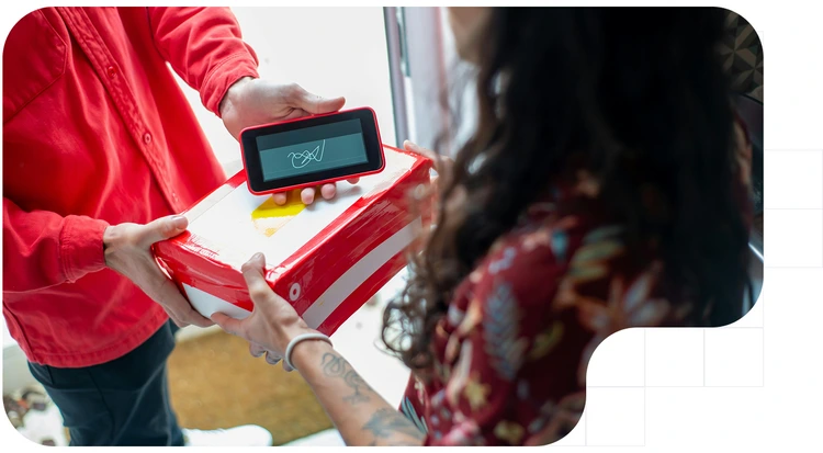 Woman using an electronic signature for a parcel in México